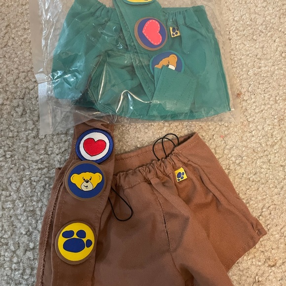 Random build a bears other plushies various prices all from a clean sm free home - Picture 14 of 16